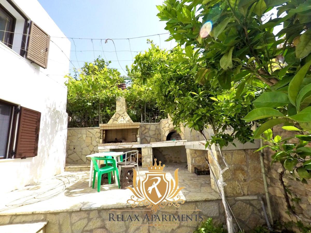 Paradise Palm Beach Apartment In Sarandë Exterior foto