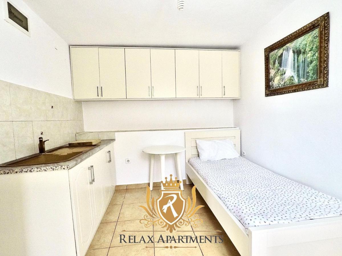 Paradise Palm Beach Apartment In Sarandë Exterior foto