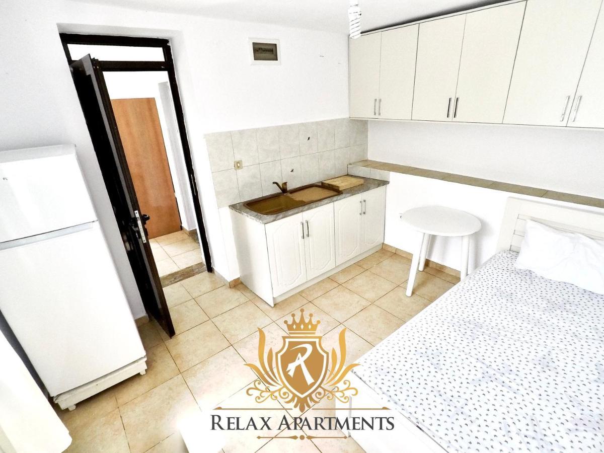 Paradise Palm Beach Apartment In Sarandë Exterior foto